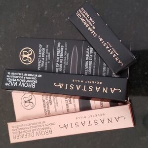 BNIB Anastasia Beverly Hills Brow travel size set
